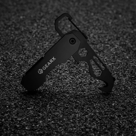 Gear X foldable EDC tool with carabiner and parcel cutter (P221.2701)-1