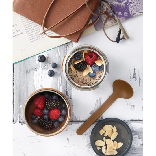 Próżniowy pojemnik na żywność 400 ml z łyżką Black+Blum (P439.0508)-1