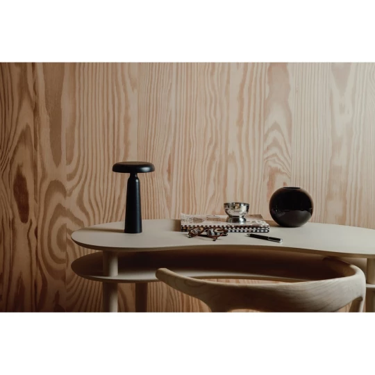 VINGA Avery RCS table lamp (VG650-03)-1