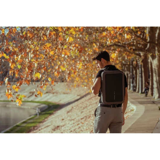 Bobby Bizz 2.0 plecak chroniący przed kieszonkowcami (P705.922)-1