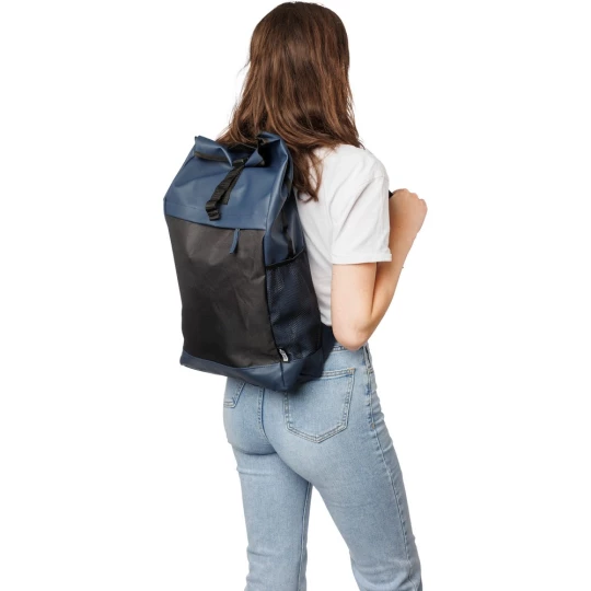 Roll-top laptop backpack 15