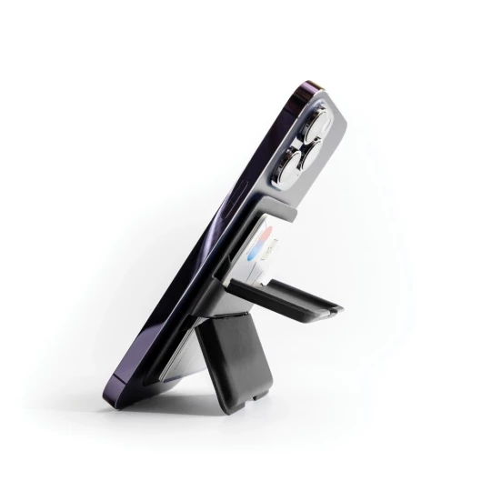 C-Secure MagSafe phone wallet (P820.9901)-1