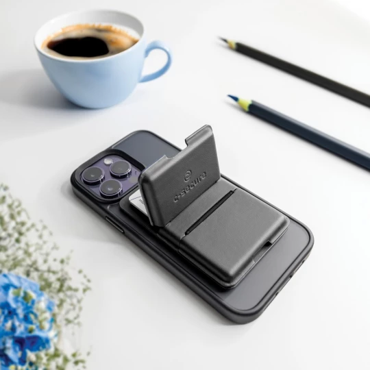 C-Secure MagSafe phone wallet (P820.9901)-1