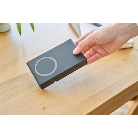 Magnetic wireless charger 3 in 1, 15W (VB139-03)-1