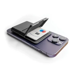 C-Secure MagSafe phone wallet (P820.9901)-5